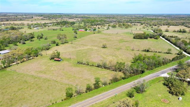 6 AC FM 3091, Madisonville, TX 77864