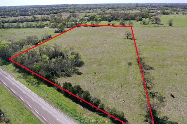 6 AC FM 3091, Madisonville, TX 77864