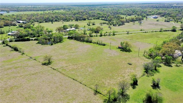 6 AC FM 3091, Madisonville, TX 77864