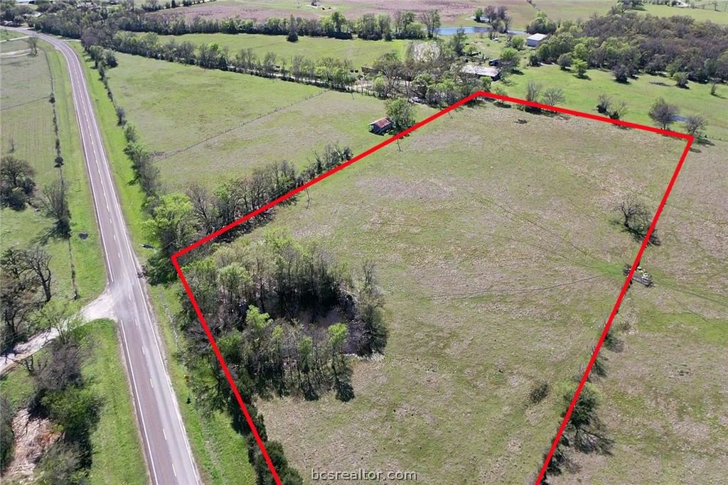 6 AC FM 3091, Madisonville, TX 77864