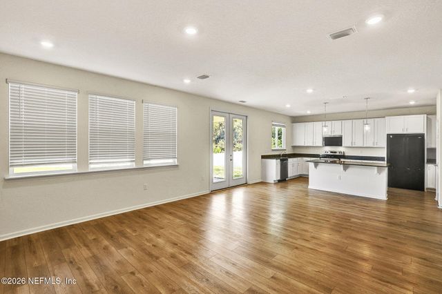 11321 PANTHER LAKE Court, Jacksonville, FL 32221
