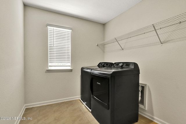 11321 PANTHER LAKE Court, Jacksonville, FL 32221