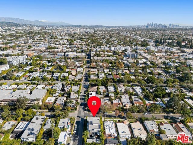 853 N Kilkea Drive, Los Angeles, CA 90046