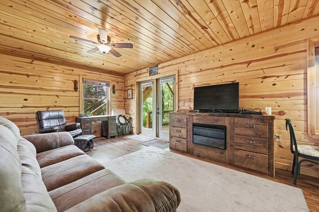 97 Sugarwood Drive, Murphy, NC 28906