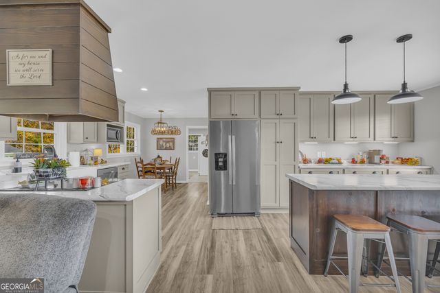 2470 Dr George Ward Drive, Elberton, GA 30635