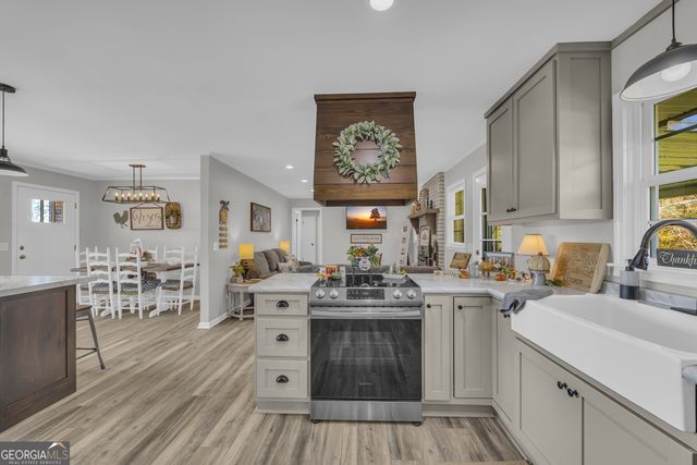 2470 Dr George Ward Drive, Elberton, GA 30635