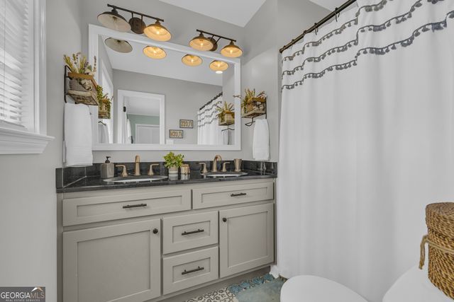 2470 Dr George Ward Drive, Elberton, GA 30635