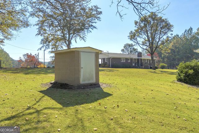 2470 Dr George Ward Drive, Elberton, GA 30635