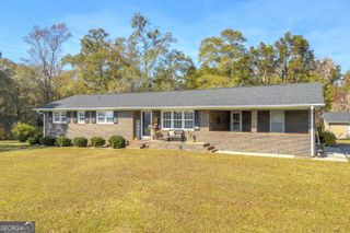 2470 Dr George Ward Drive, Elberton, GA 30635