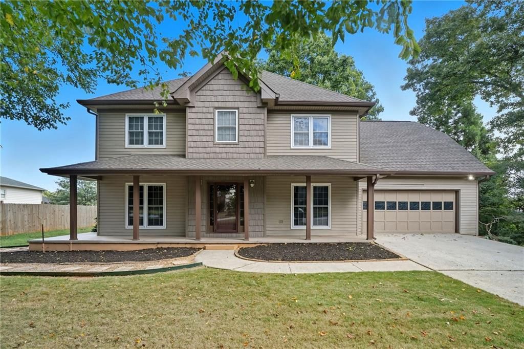 1900 Pennistone Way, Snellville, GA 30078