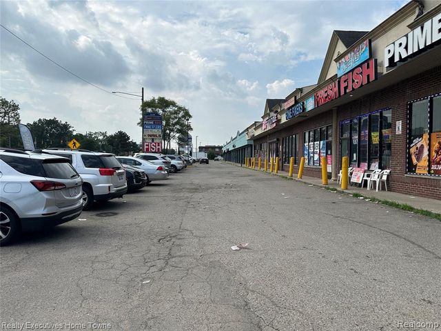 19005 Telegraph Rd, Detroit, MI 48219