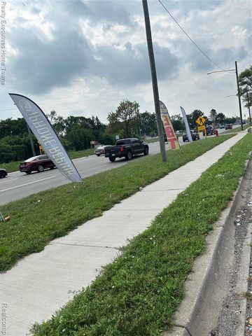 19005 Telegraph Rd, Detroit, MI 48219