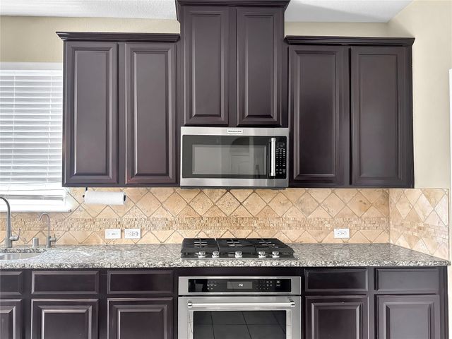 1952 Sunny Side Drive, Little Elm, TX 75068