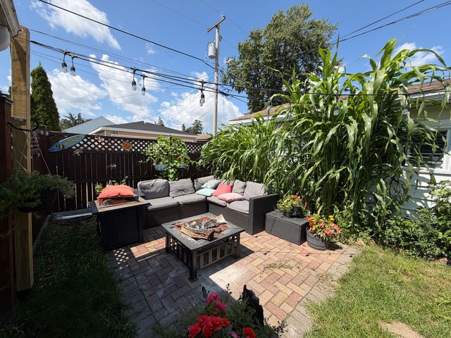 3724 S 60th Court, Cicero, IL 60804