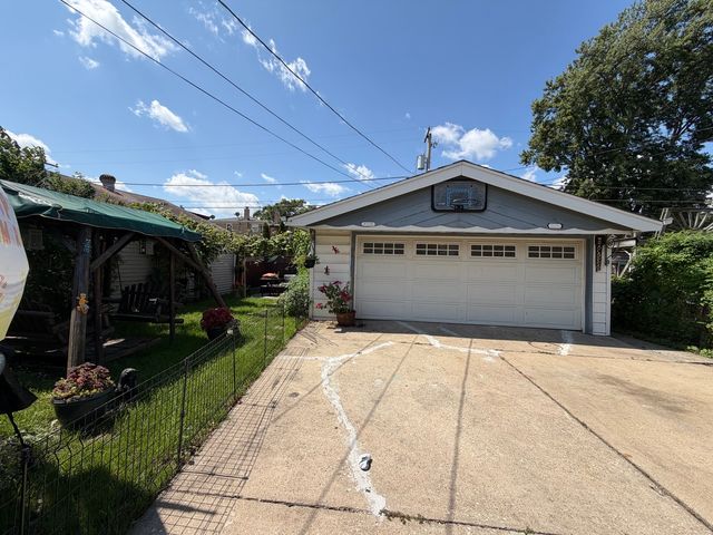 3724 S 60th Court, Cicero, IL 60804