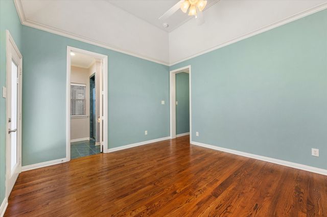 1902 Melbourne Drive, Pantego, TX 76013