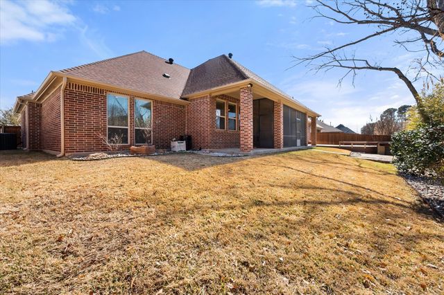 1902 Melbourne Drive, Pantego, TX 76013