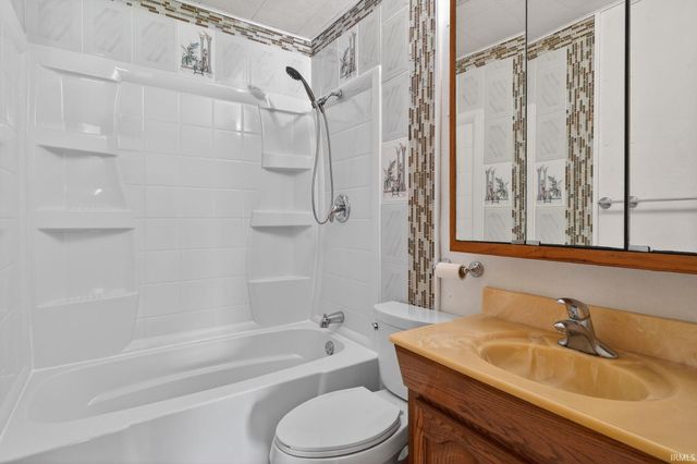 1925 Whitcomb Avenue, Lafayette, IN 47904