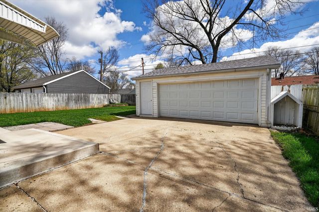 1925 Whitcomb Avenue, Lafayette, IN 47904