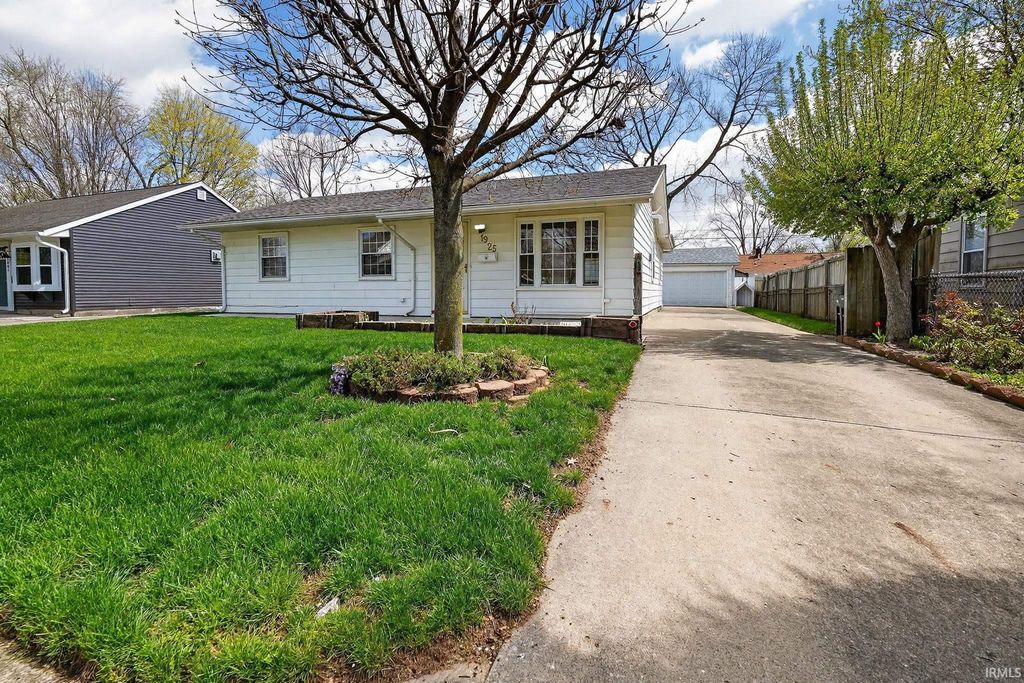 1925 Whitcomb Avenue, Lafayette, IN 47904
