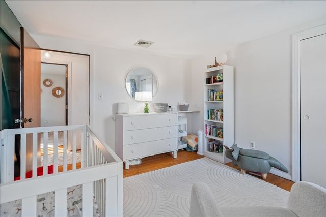 127 Sheraton Ave, Somerset, MA 02725