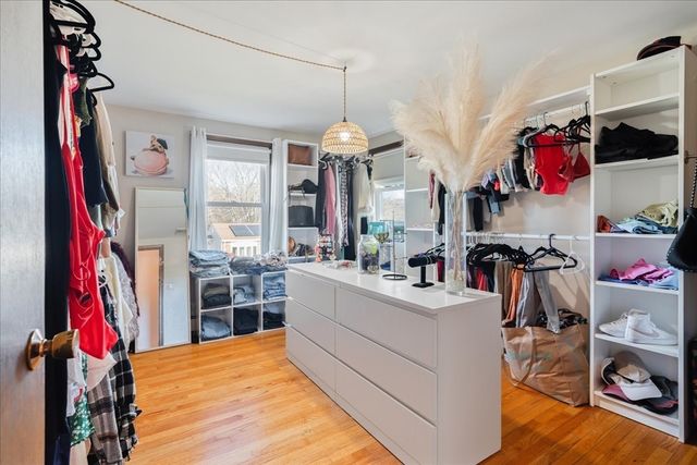 127 Sheraton Ave, Somerset, MA 02725