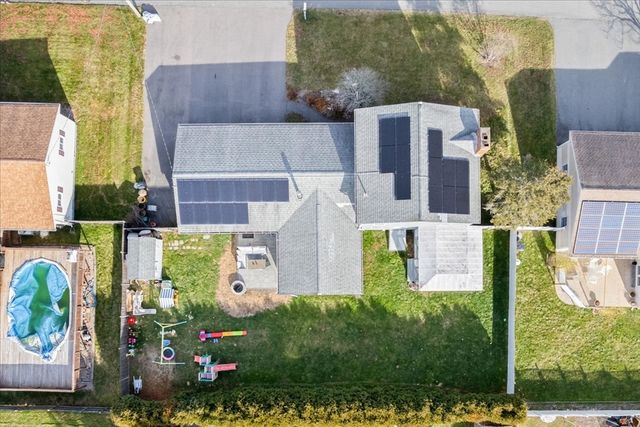 127 Sheraton Ave, Somerset, MA 02725