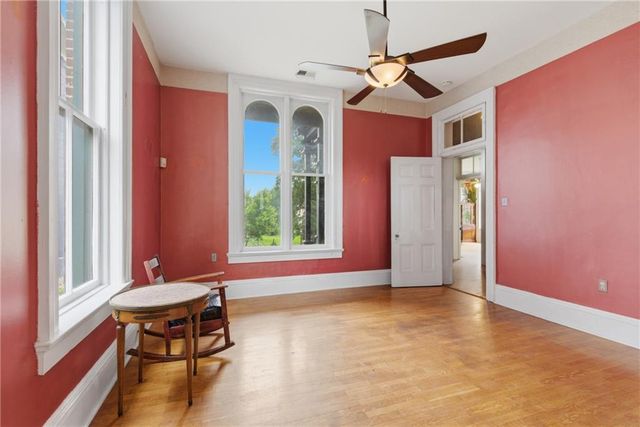 516 Osage Street, Leavenworth, KS 66048