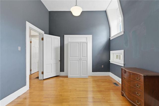 516 Osage Street, Leavenworth, KS 66048