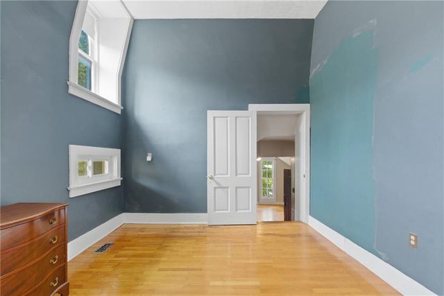 516 Osage Street, Leavenworth, KS 66048
