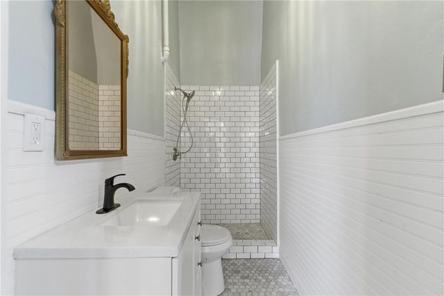 516 Osage Street, Leavenworth, KS 66048