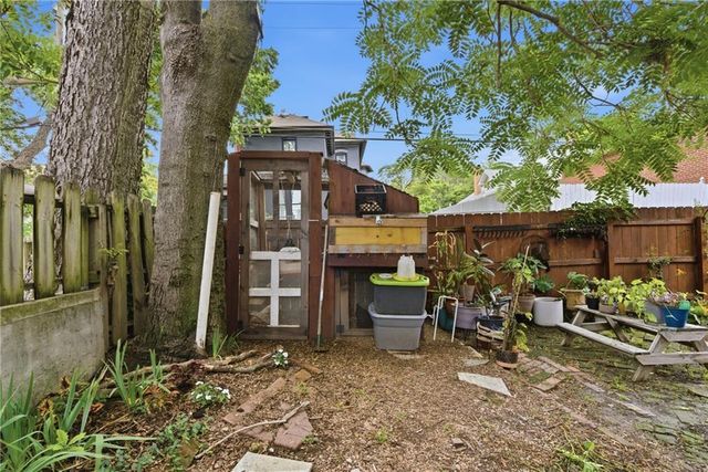 516 Osage Street, Leavenworth, KS 66048