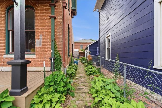 516 Osage Street, Leavenworth, KS 66048
