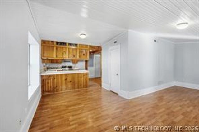 602 N Muskogee Avenue, Claremore, OK 74017