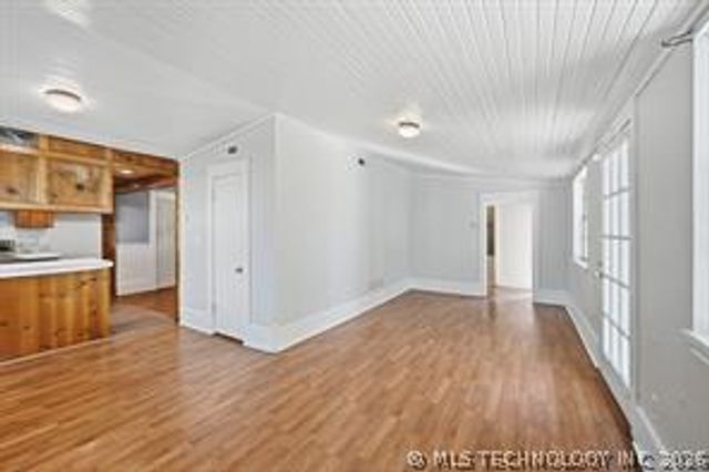 602 N Muskogee Avenue, Claremore, OK 74017