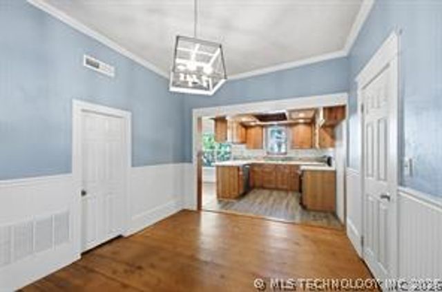 602 N Muskogee Avenue, Claremore, OK 74017