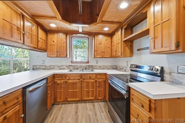 602 N Muskogee Avenue, Claremore, OK 74017