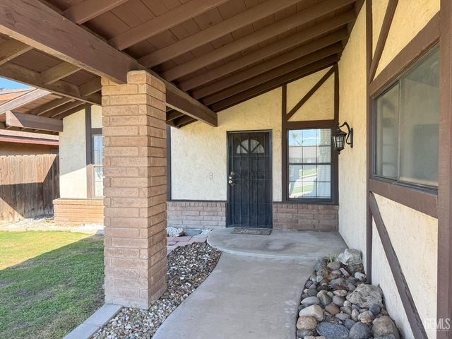 4412 Sugar Cane Avenue, Bakersfield, CA 93313