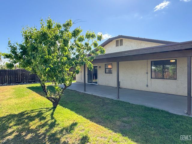 4412 Sugar Cane Avenue, Bakersfield, CA 93313