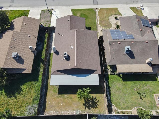 4412 Sugar Cane Avenue, Bakersfield, CA 93313