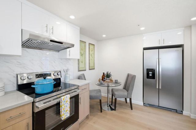 Court Lane, Foster City, CA 94404