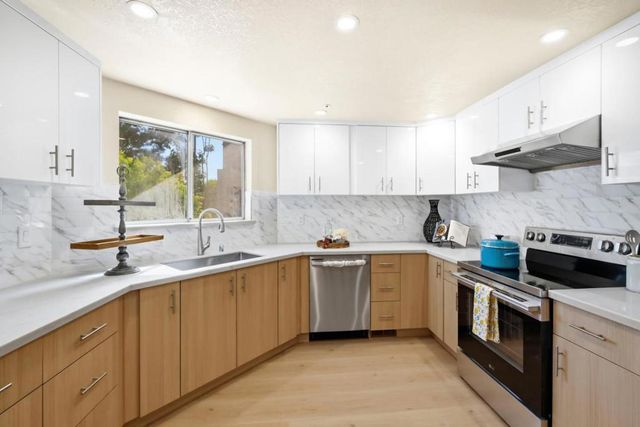 Court Lane, Foster City, CA 94404