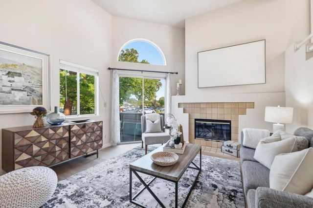 Court Lane, Foster City, CA 94404