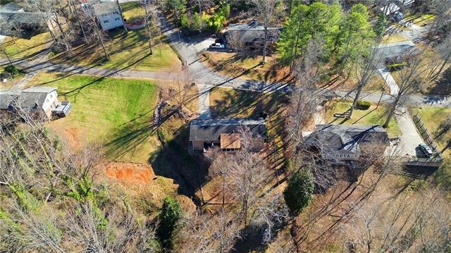 169 Short Avenue, Cornelia, GA 30531