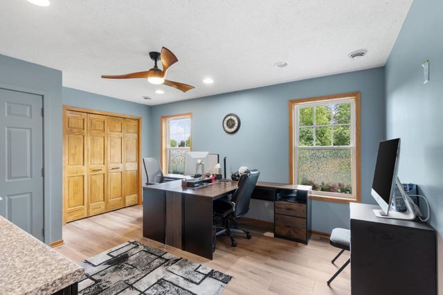 9882 Purgatory Road, Eden Prairie, MN 55347