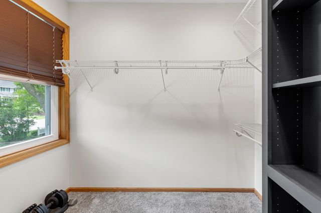 9882 Purgatory Road, Eden Prairie, MN 55347