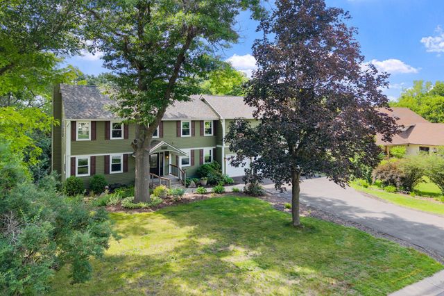 9882 Purgatory Road, Eden Prairie, MN 55347