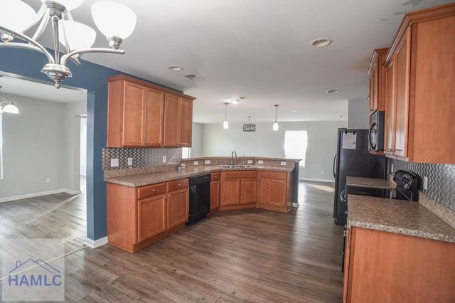 208 Bender Street, Hinesville, GA 31313