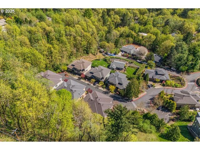 6643 Nw MERIDIAN RIDGE Dr, Portland, OR 97210