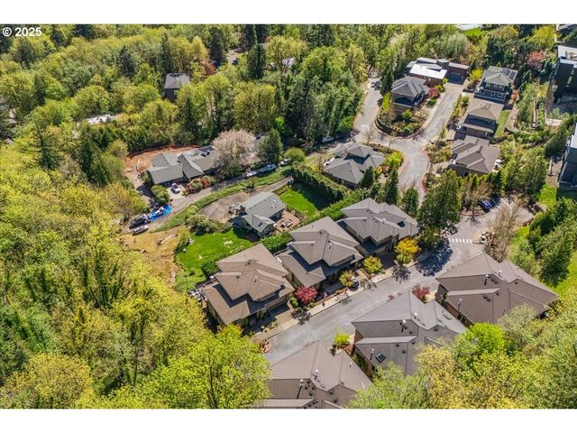 6643 Nw MERIDIAN RIDGE Dr, Portland, OR 97210